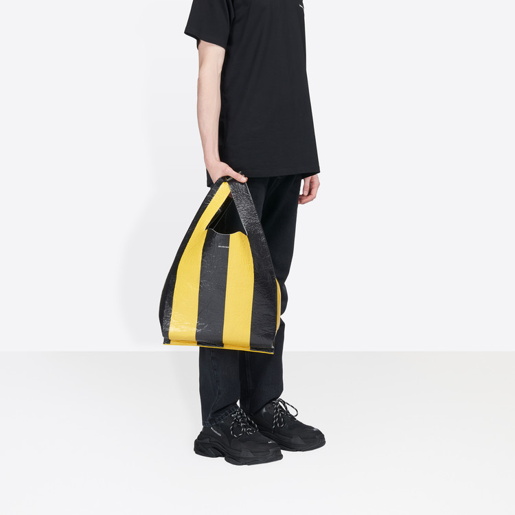 Didapati dalam tiga warna.