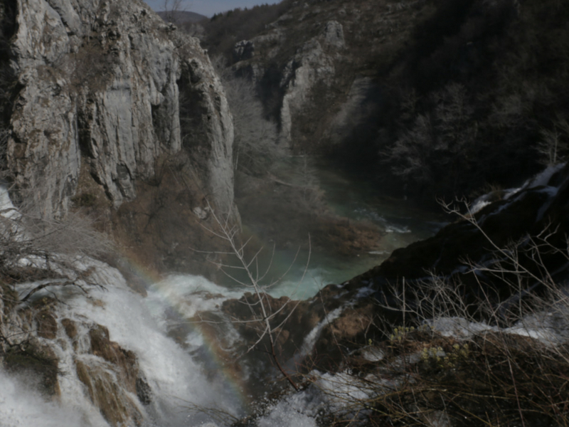 Keindahan air terjun di Taman Negara Plitvice Lakes.