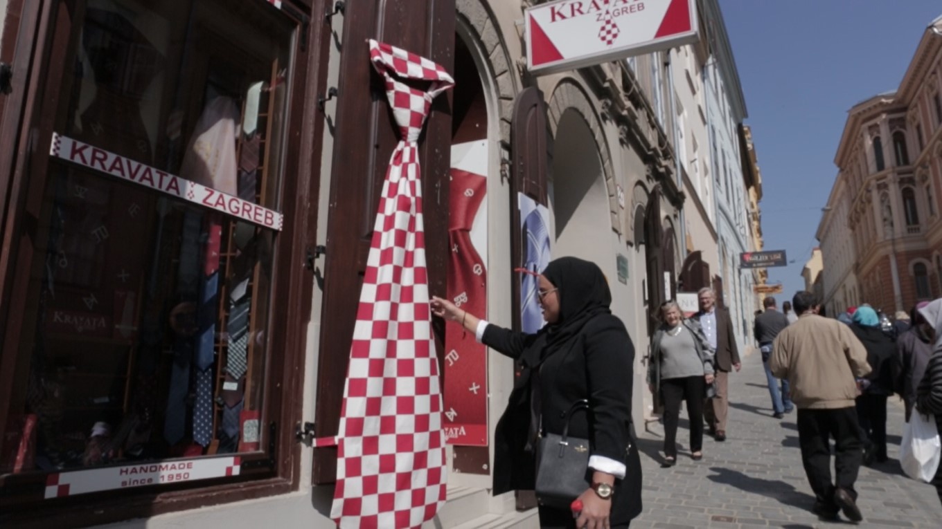 Antara kedai tali leher yang ada di bandar Zagreb.