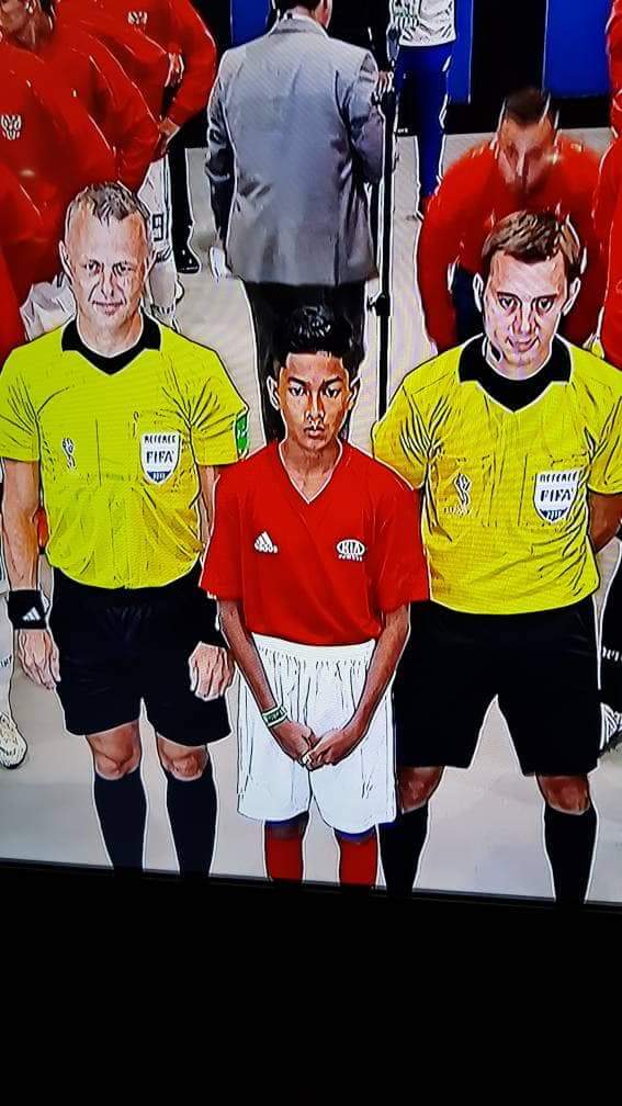 Twitter Aksi Adam sebagai pembawa bola perlawanan Sepanyol menentang Rusia