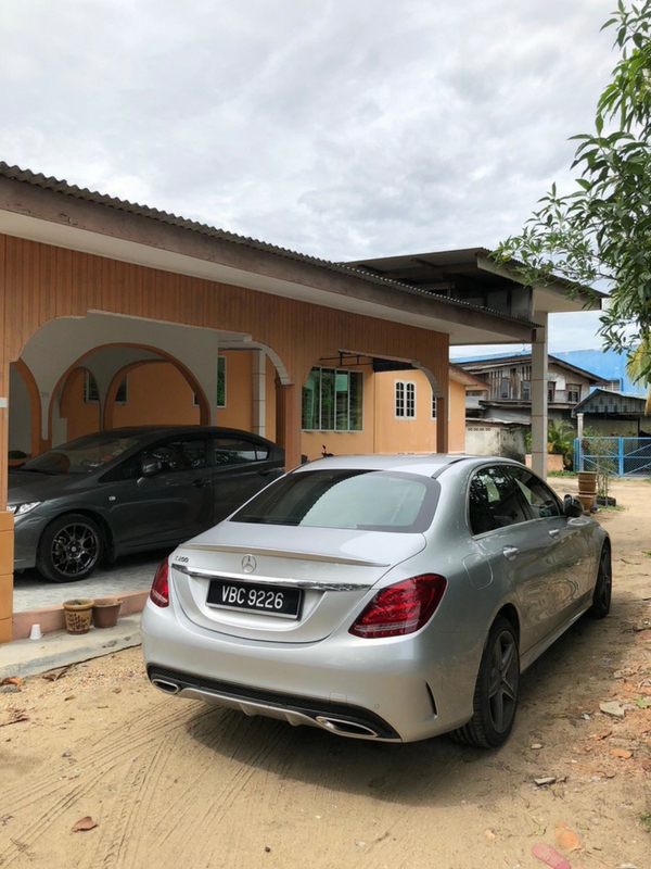 Sampai kampung tercinta!