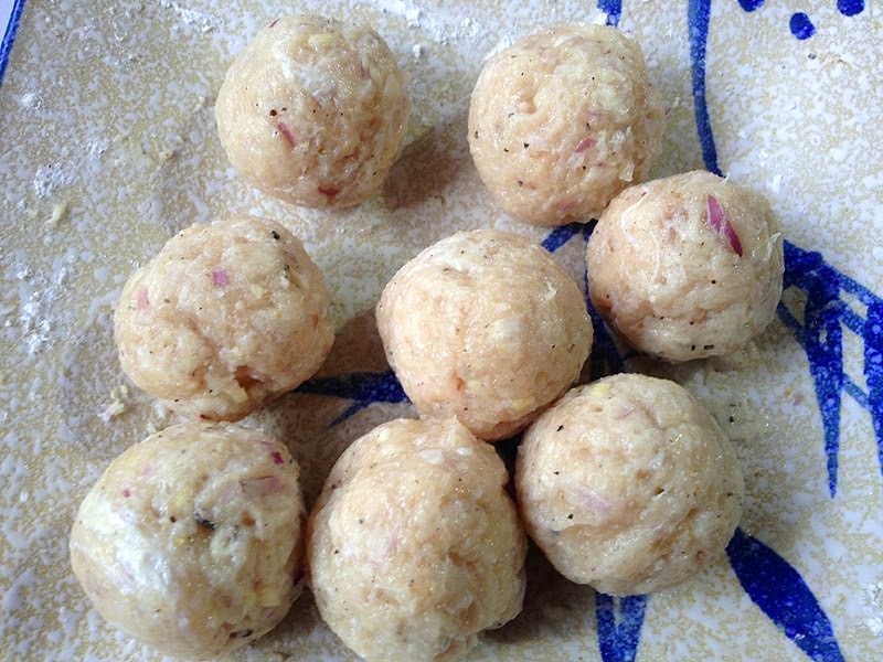 Bulatkan ikut citarasa.