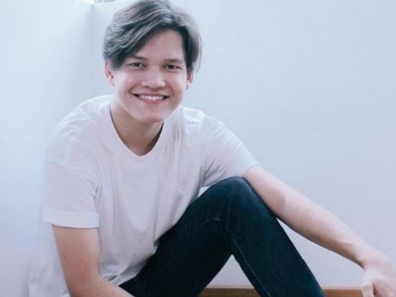 Puas buah tangan terbaik Amir