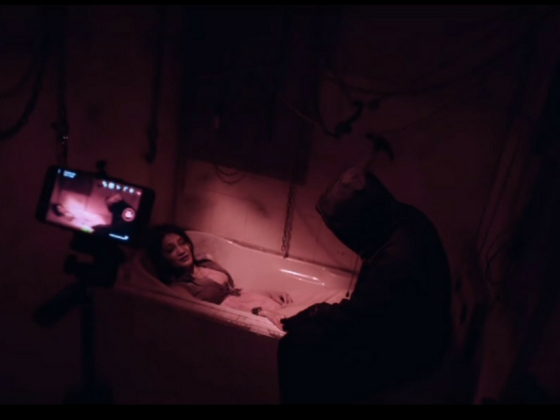 Tak senang duduk dibuatnya!