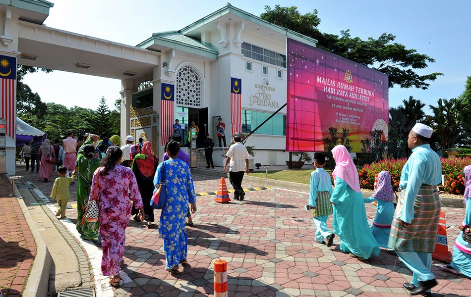 Bernama Have you guys ever been to any of the government's Raya open house?