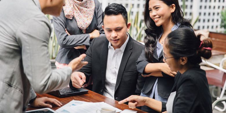 The global economy is on the road to recovery, but Malaysian youth are still finding it hard to get jobs.