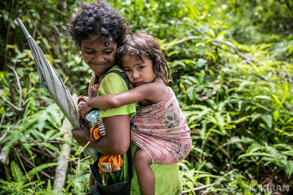 The Jakun tribe documented by Kiran Kreer.