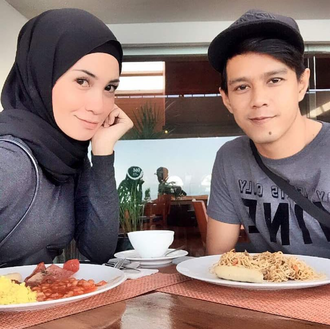 Bulan puasa ini masakkan juadah berbuka dan sahur untuk suami.