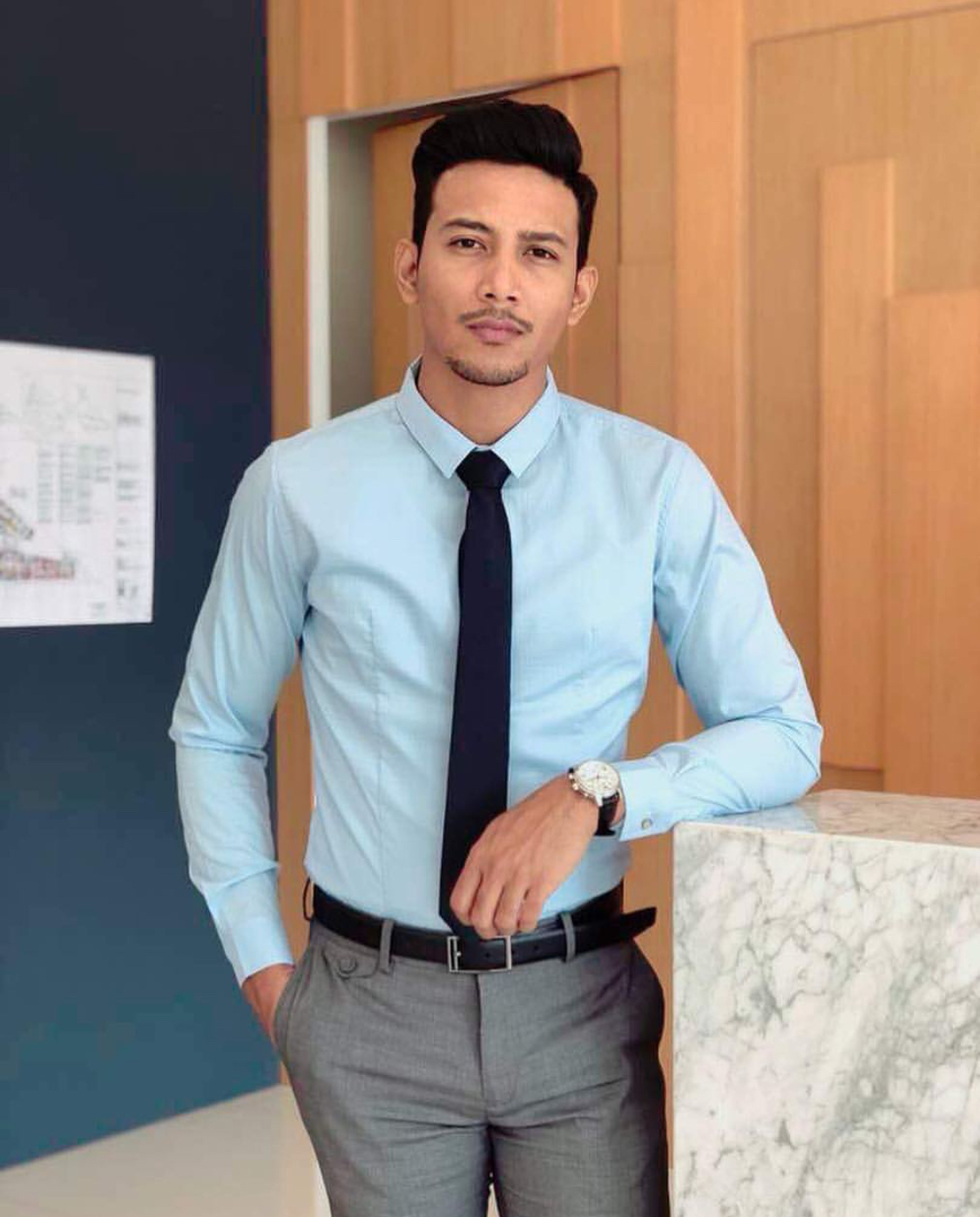 Instagram @fendybakry Tidak sangka Mr. Grey dapat sambutan hangat.
