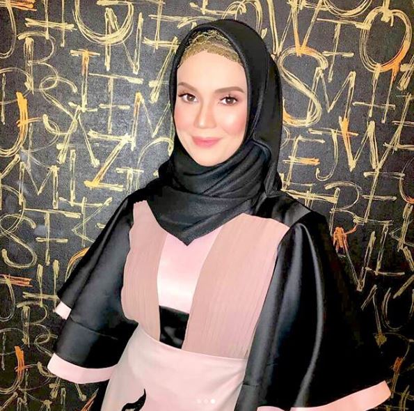 Instagram @faezahelai Faezah mohon maaf sekiranya ada yang terasa hati.