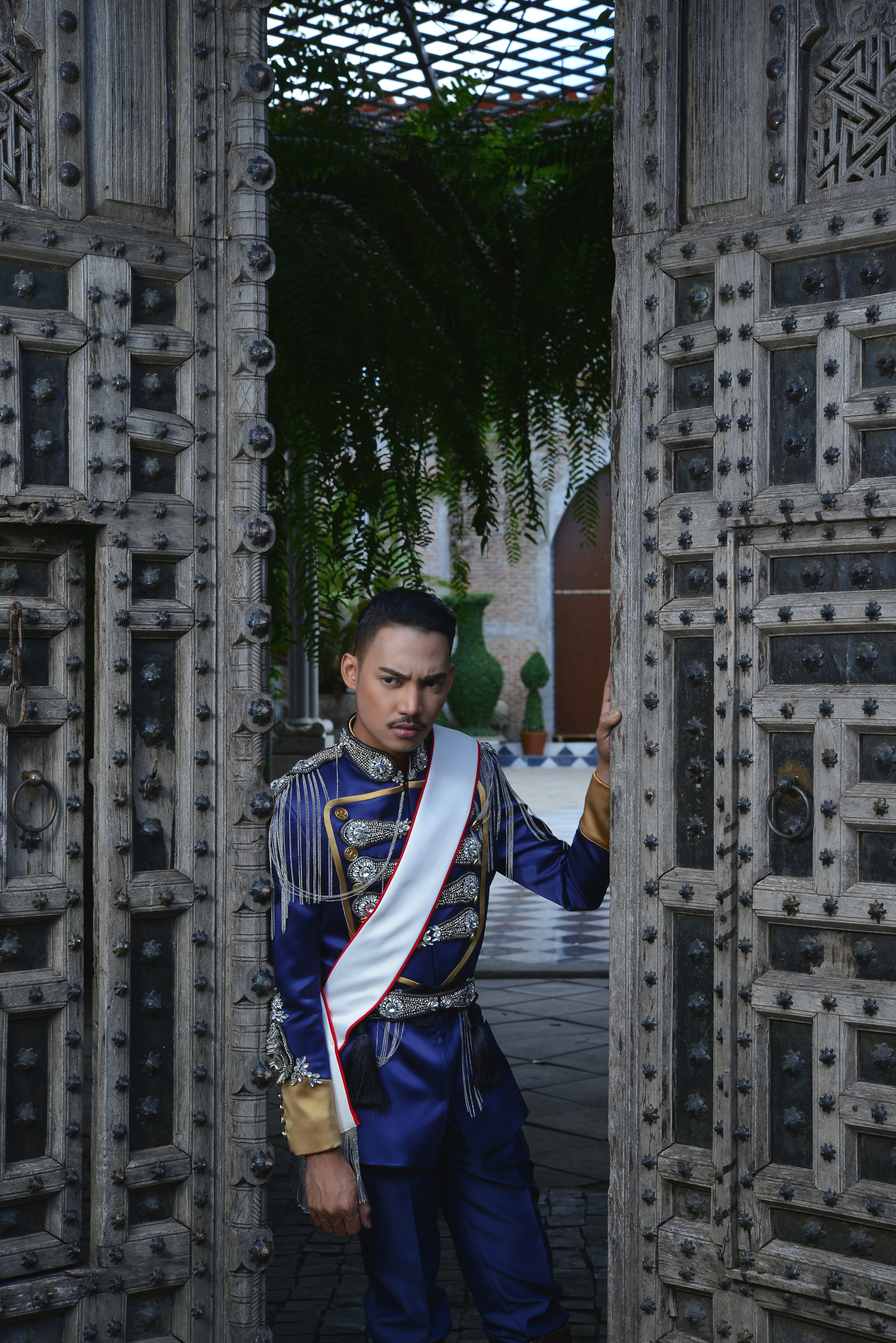 Hajat, kolaborasi penuh bersama komposer Ezra Kong.