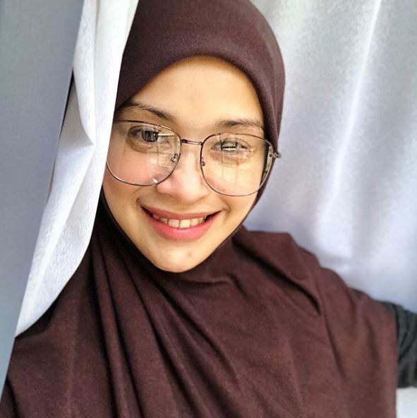 Instagram @khiriah17 Khiriah tegur sikap netizen.