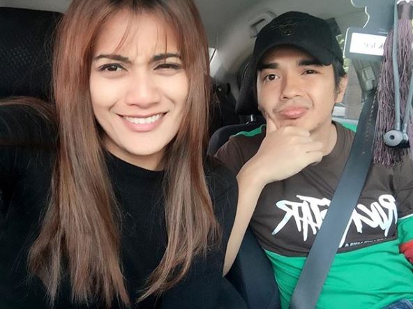 Pasangan ini bakal menimang cahaya mata tidak lama lagi.